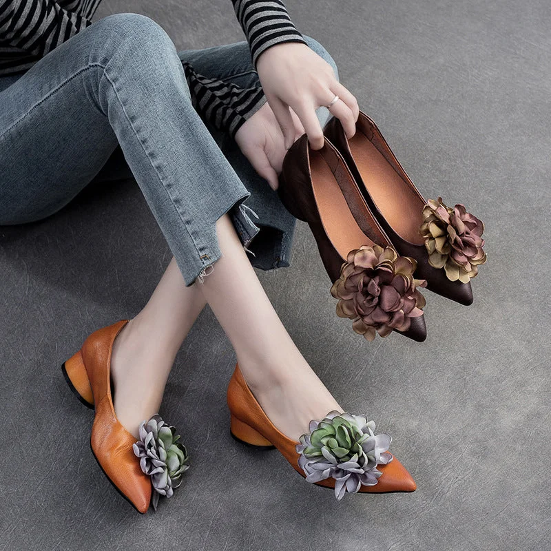 Stylish Winter Footwear Women Retro Casual Flower Leather Low Block Pumps