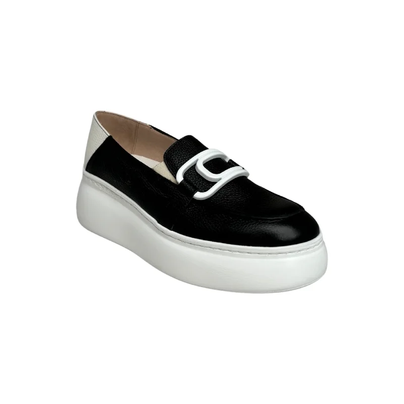 Trendy Sports Footwear A2641 Black Flatform Loafer