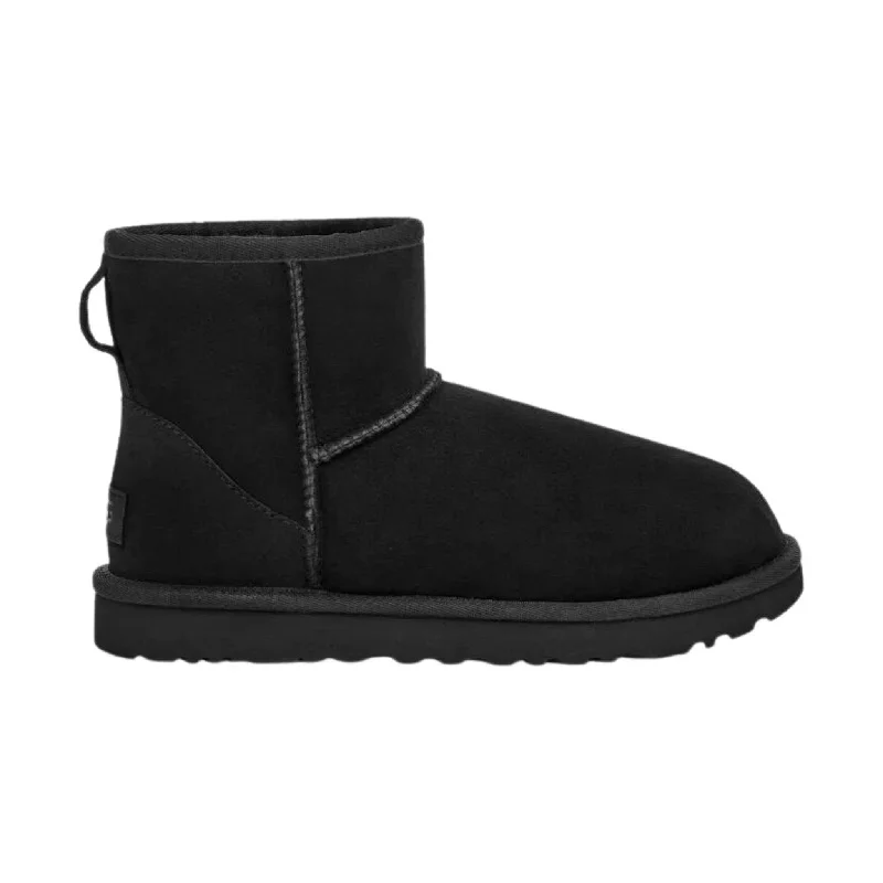 Comfortable Casual Shoes UGG Women's Classic Mini II Boot - Black