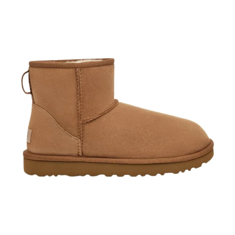 Trendy Summer Sandals UGG Women's Classic Mini II Boot - Chestnut